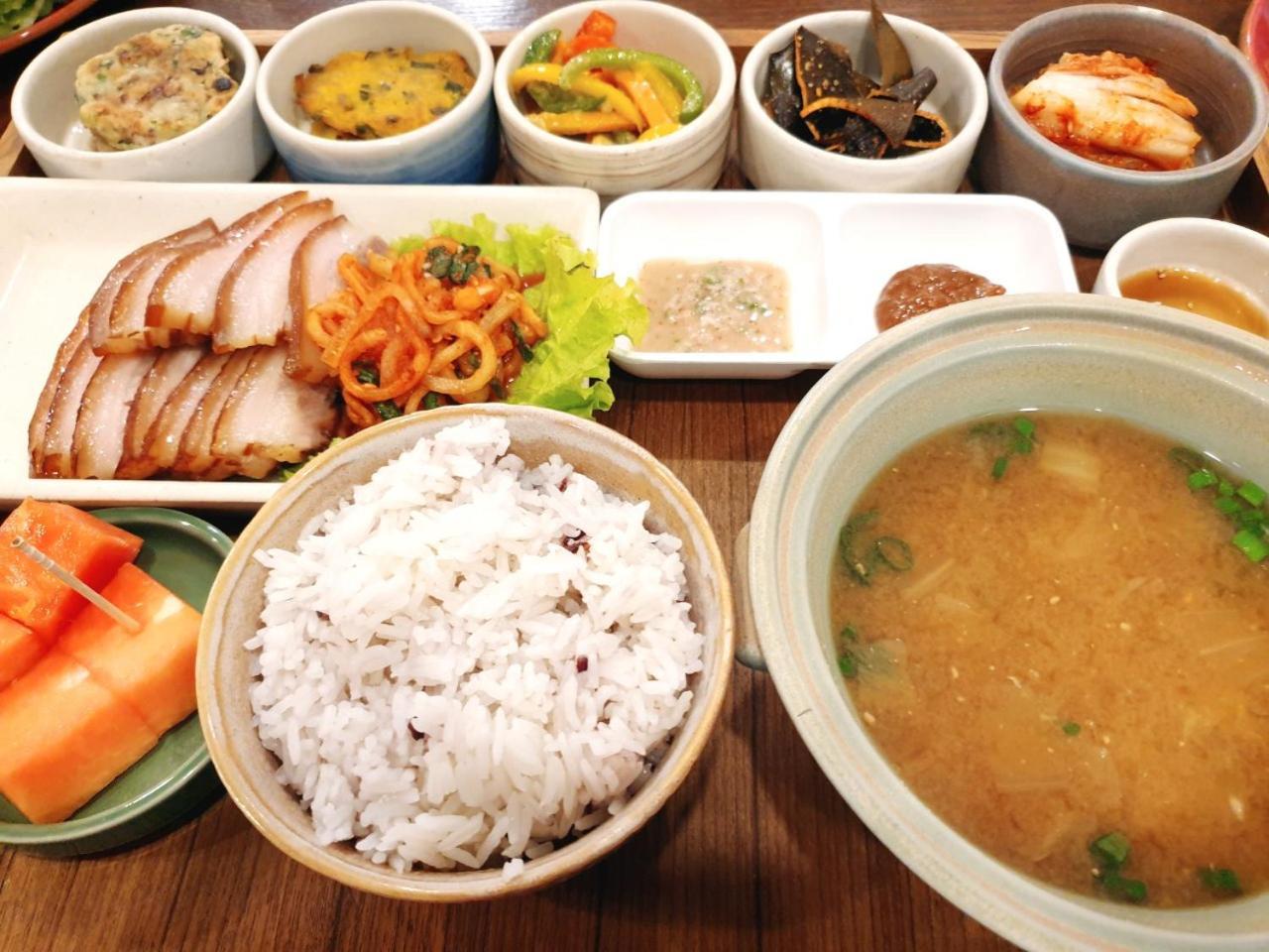 Lotus Korean Hotel 벵갈루루 외부 사진
