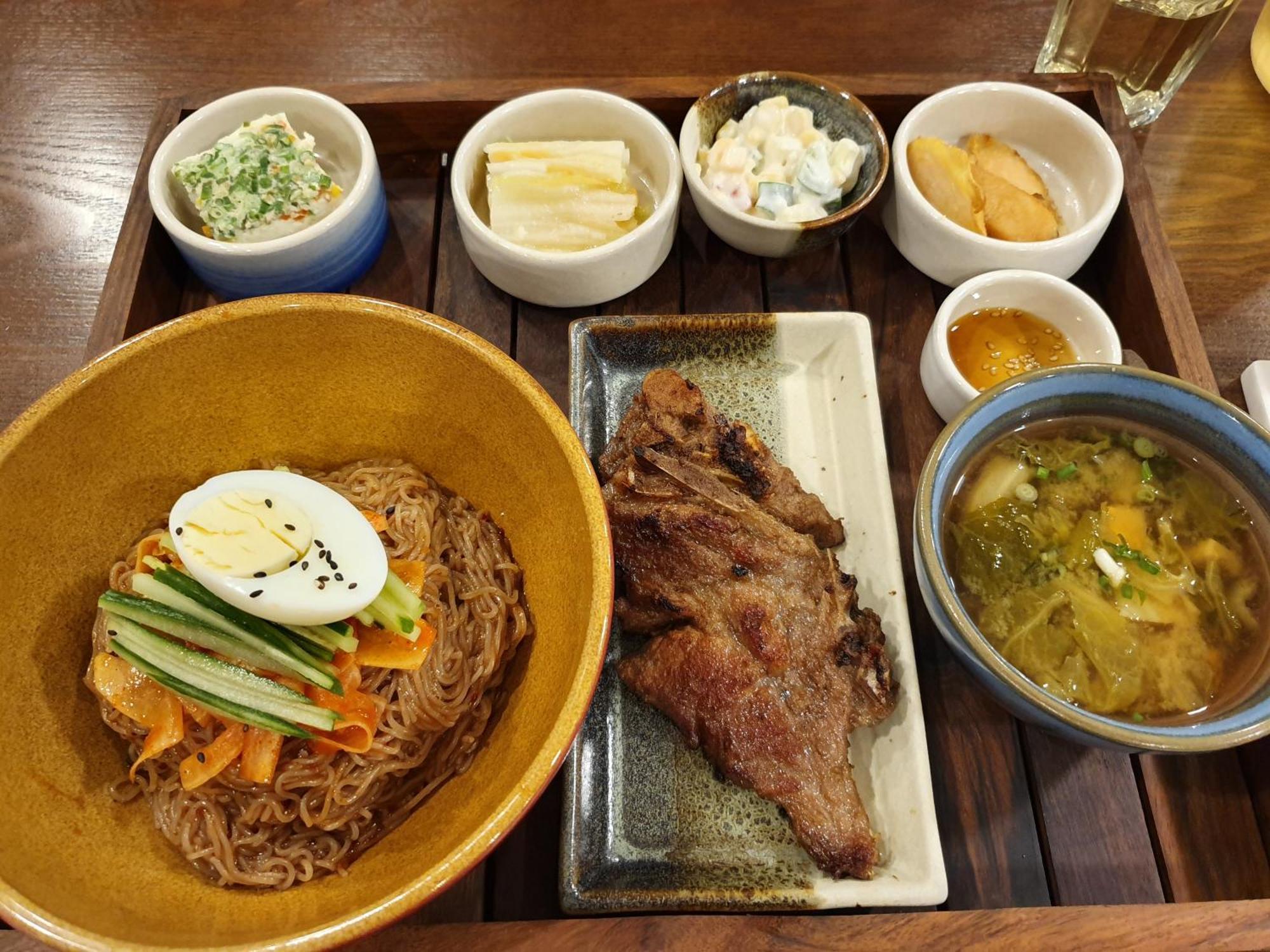 Lotus Korean Hotel 벵갈루루 외부 사진