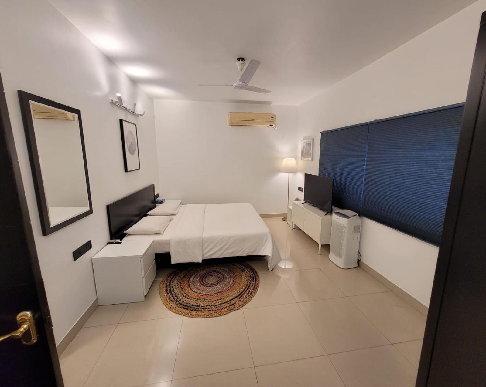 Lotus Korean Hotel 벵갈루루 외부 사진