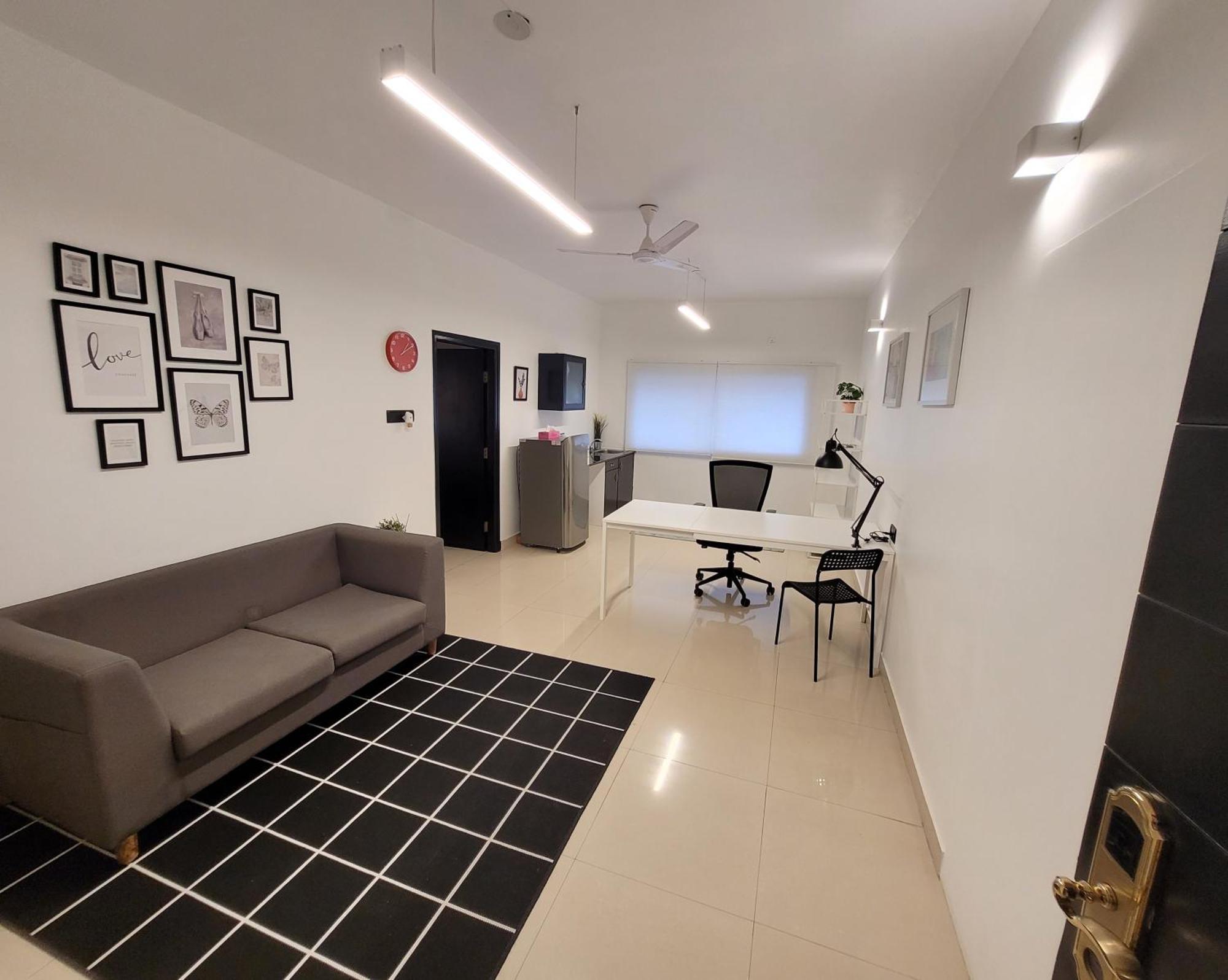 Lotus Korean Hotel 벵갈루루 외부 사진